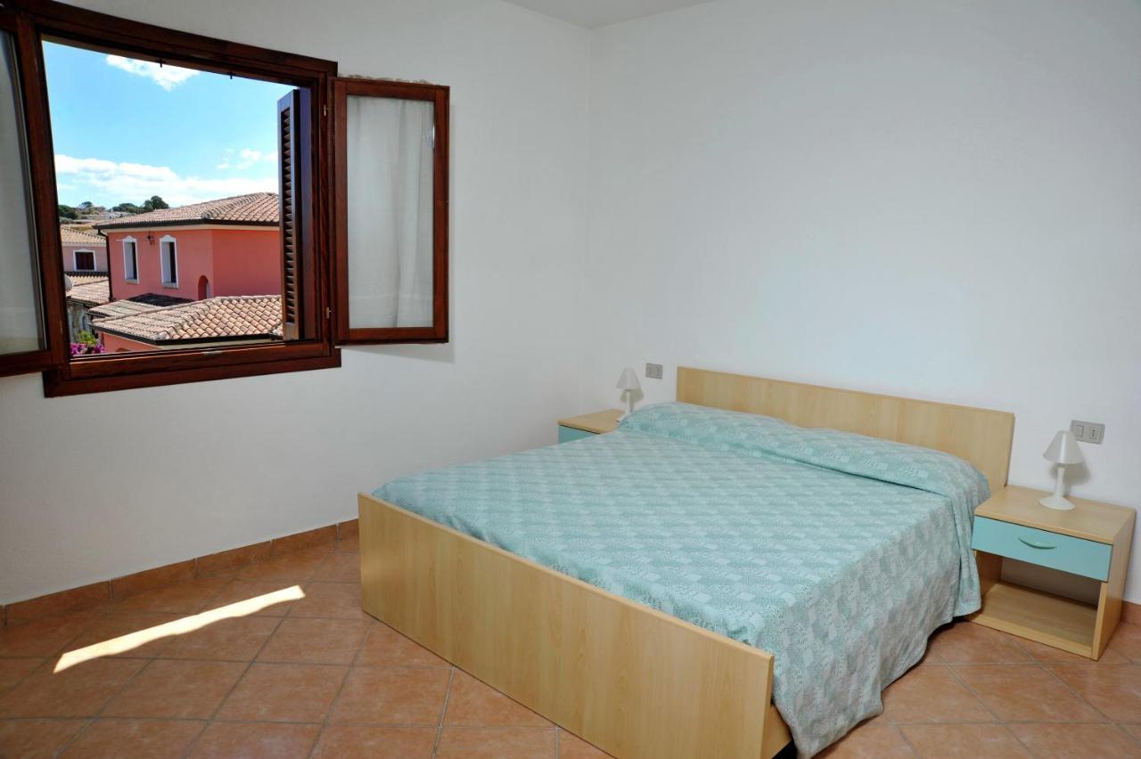 Residence Stella Marina San Teodoro  Exterior photo