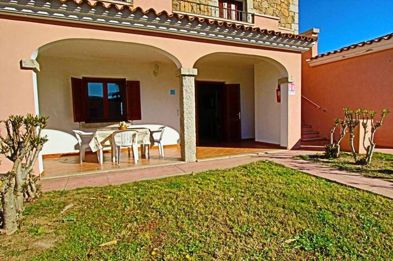 Residence Stella Marina San Teodoro  Exterior photo