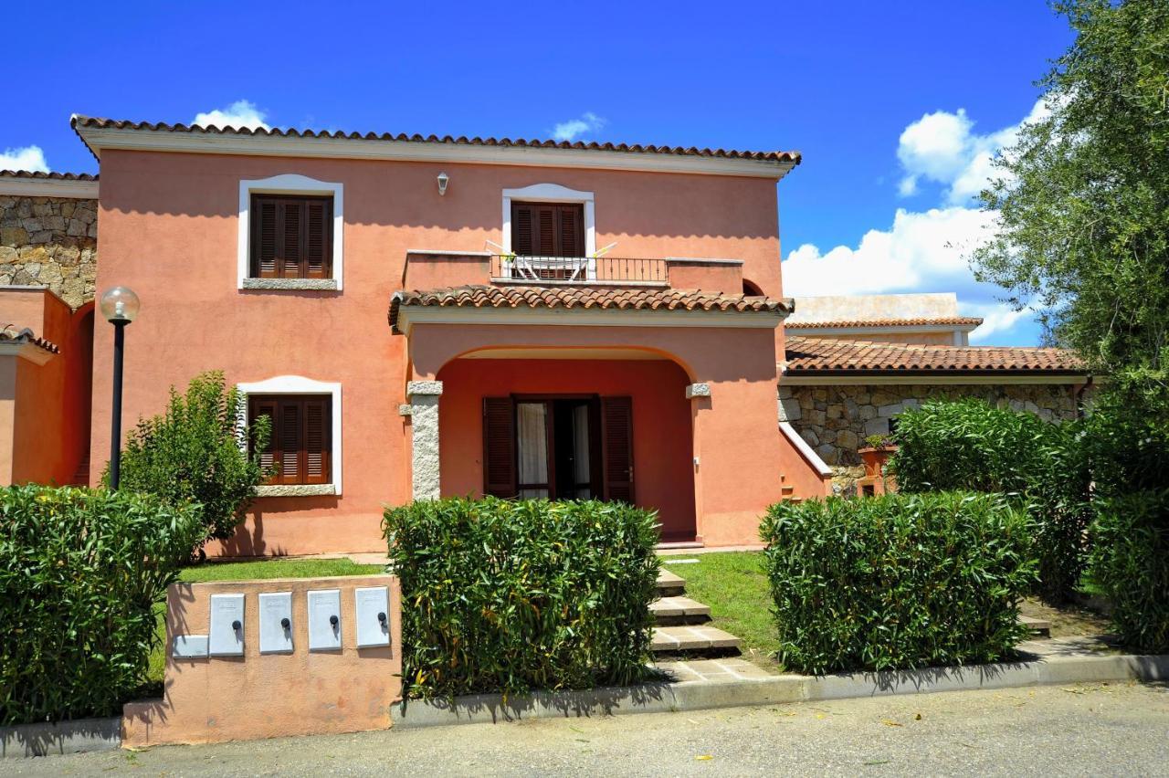 Residence Stella Marina San Teodoro  Exterior photo