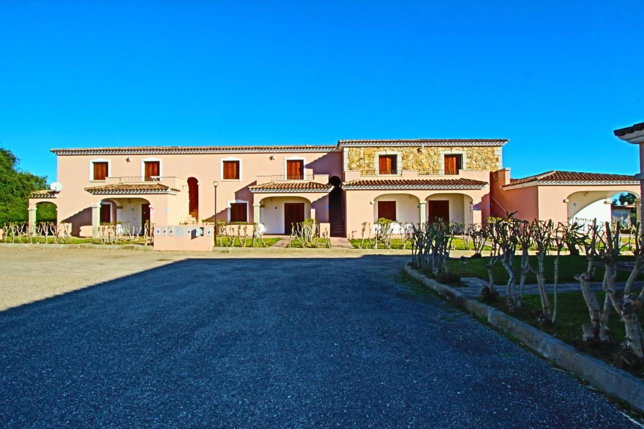 Residence Stella Marina San Teodoro  Exterior photo